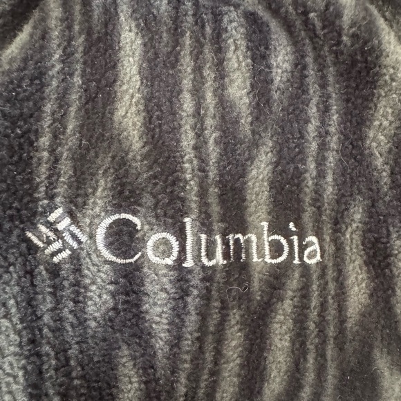 Columbia Gray Patterned Pullover - Picture 2 of 4